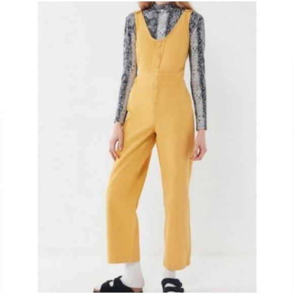 Urban Outfitters Leighton Yellow Jumpsuit Women’s Size SP cotton Pants Romper - Picture 14 of 15